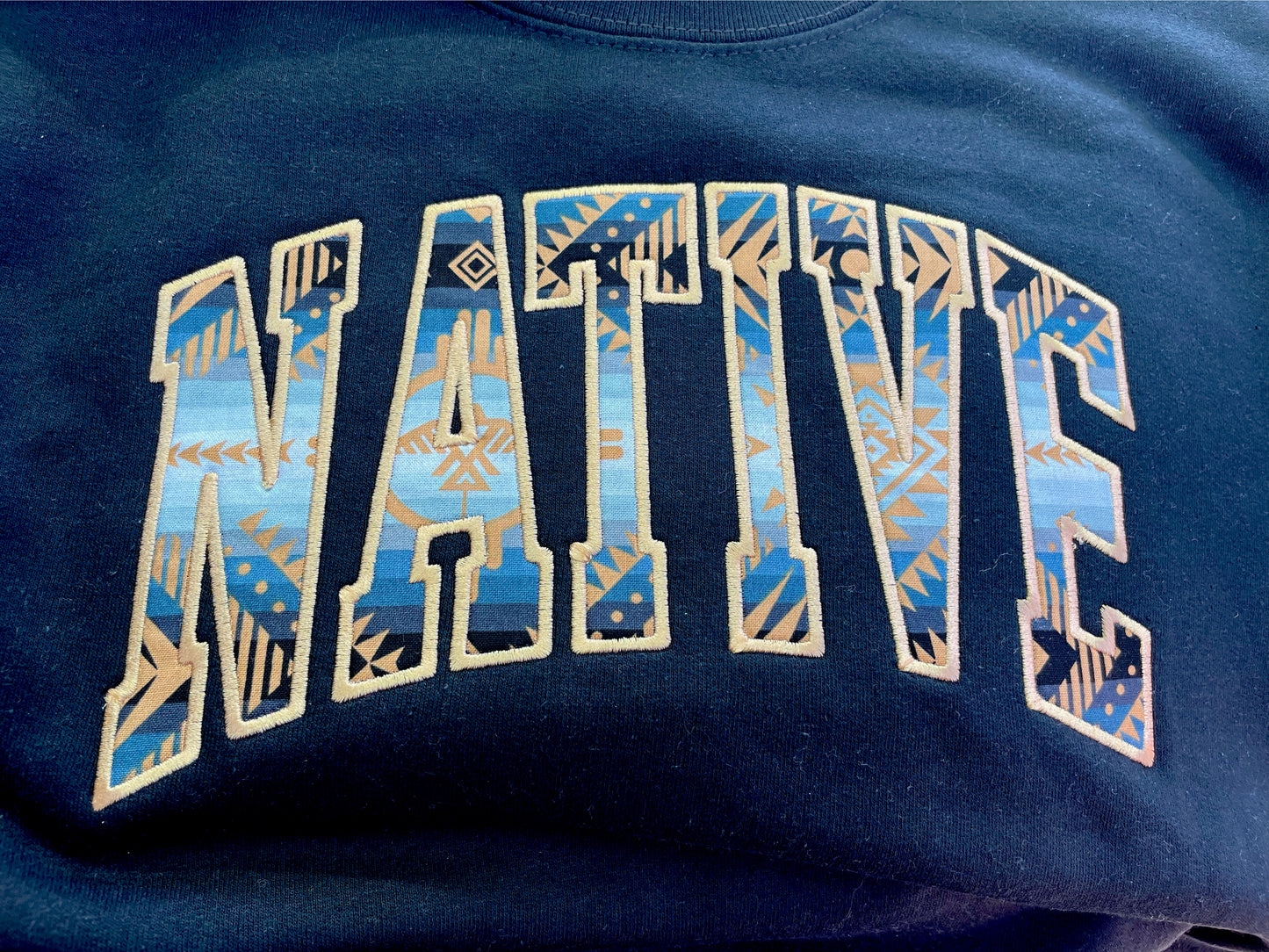 NATIVE College Crewneck Black