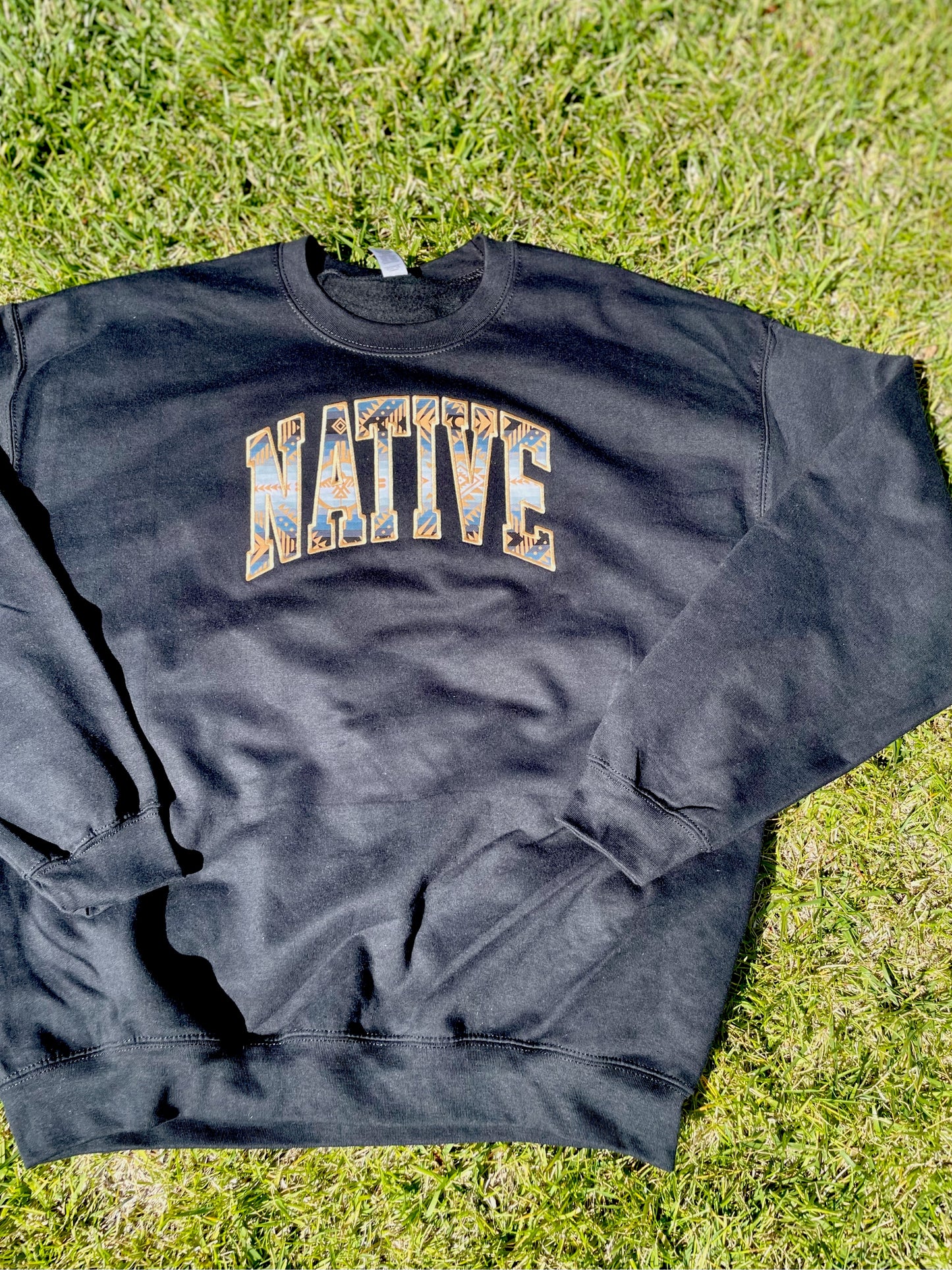 NATIVE College Crewneck Black